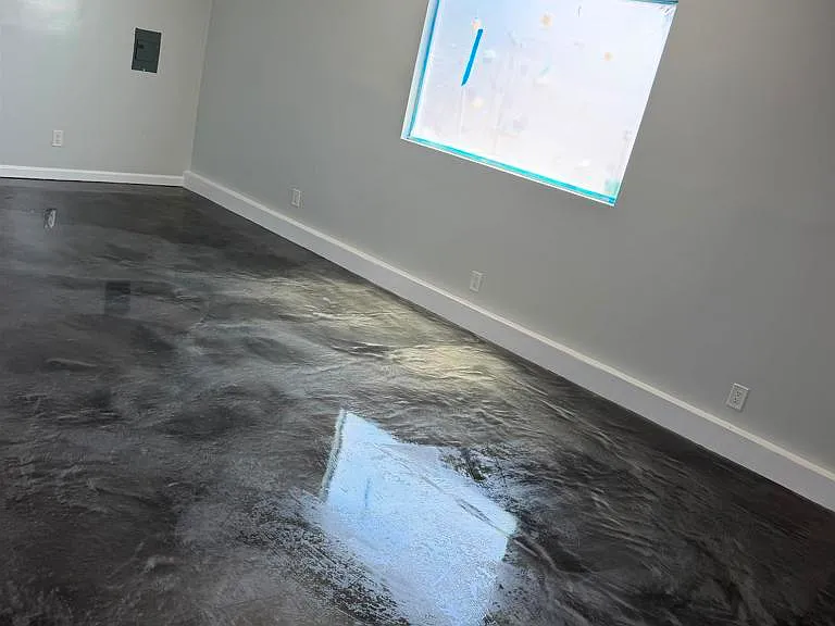7302 San Miguel Ave — Photo 4
