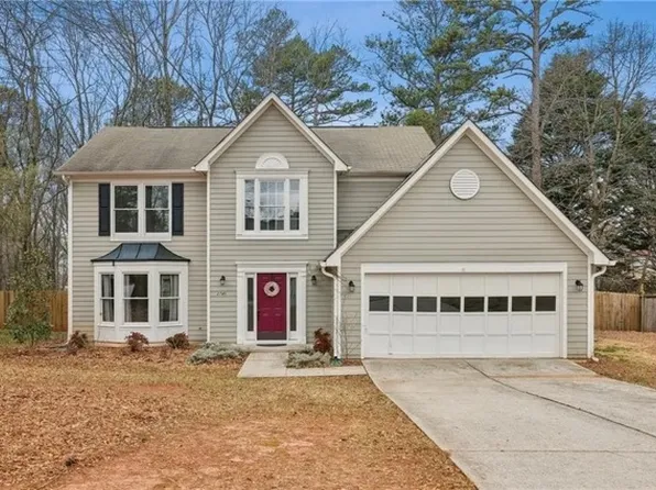 2745 Gravitt Rd, Duluth, GA 30096