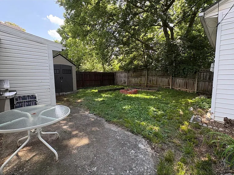 1043 Crescent Ave — Photo 12