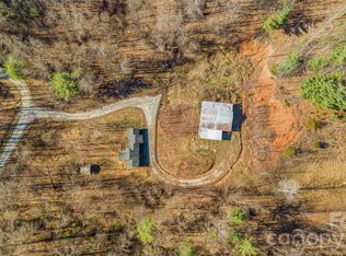 910 Summit Ridge Rd, Purlear, NC 28665