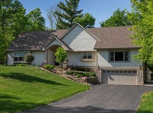 3750 Red Cedar Point Rd, Excelsior, MN 55331