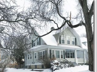 205 W Jefferson Ave, Fairfield, IA 52556
