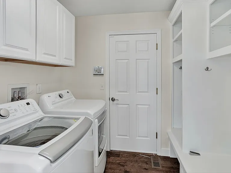 6472 S Jamaica Cir — Photo 21