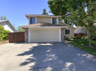3824 N Country Dr, Antelope, CA