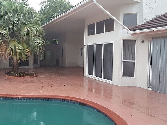 Inside courtyard / patio