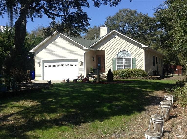 1st image of 2306 W Oak Island Dr
