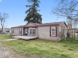 501 NW 3rd St, Dufur, OR 97021