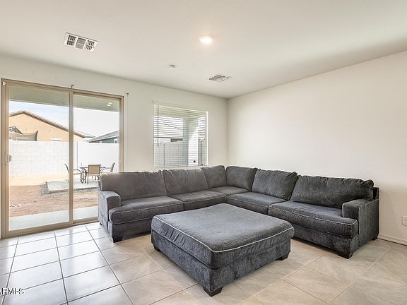 2nd image of 36130 W SAN CLEMENTE Avenue