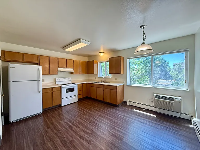 1720 Azalea Ct #7 — Photo 21
