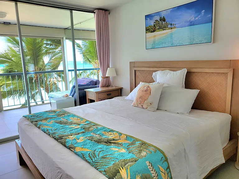 King size bed