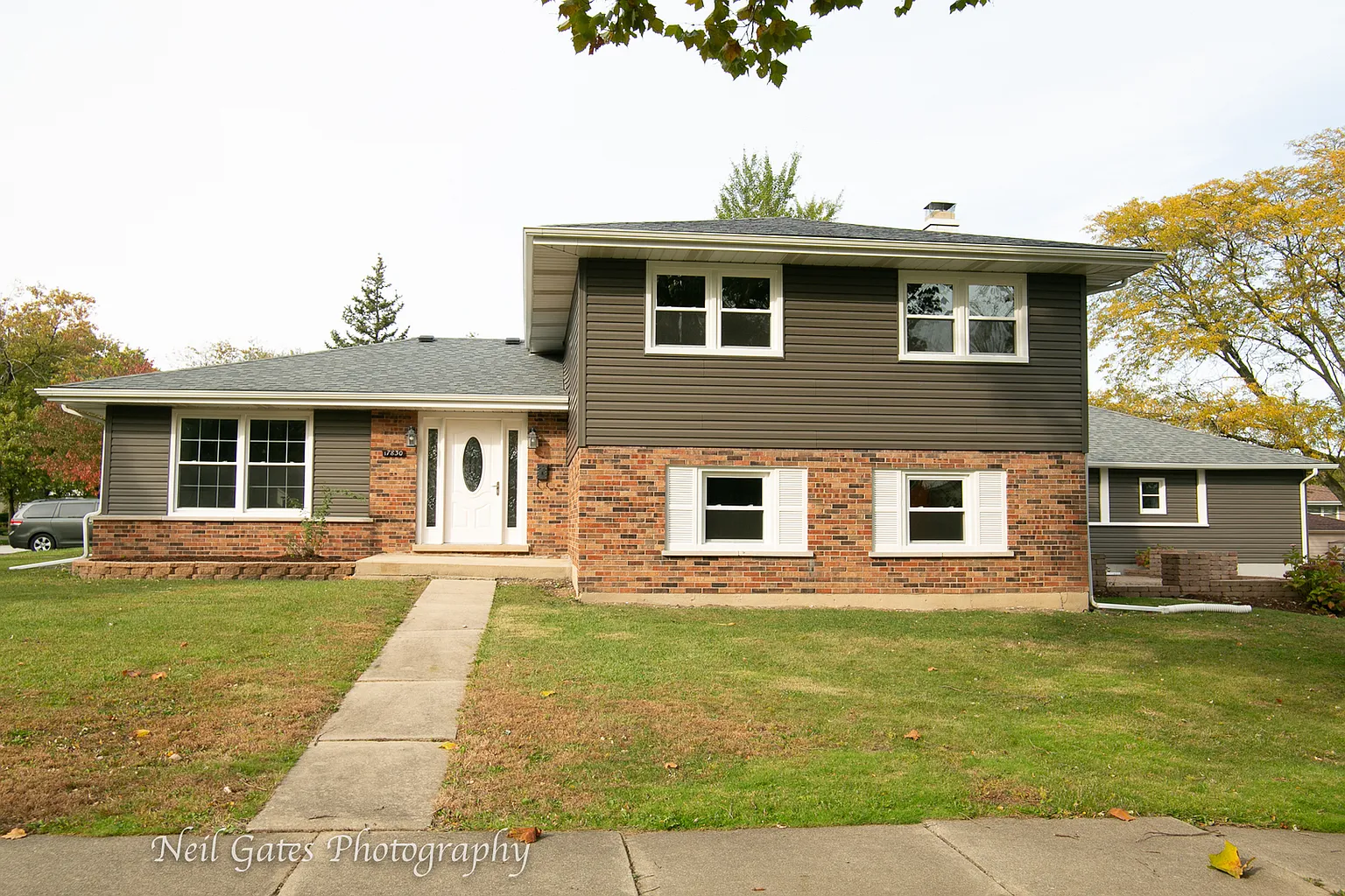 17830 Larkspur Ln photo 1