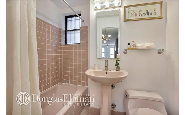 Sold by Douglas Elliman | media 14