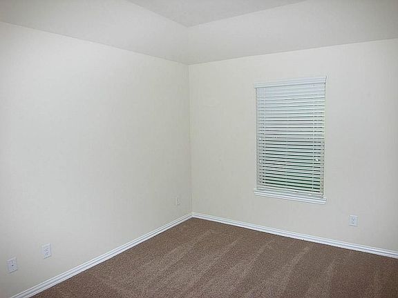 4th image of 20522 N Blue Hyacinth Dr