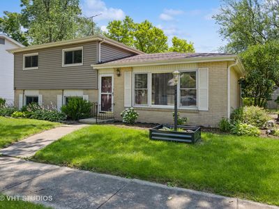 437 Geneva Rd, Glen Ellyn, IL, 60137