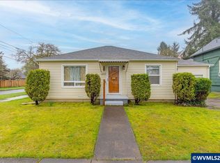 1090 15th St NE, Salem, OR