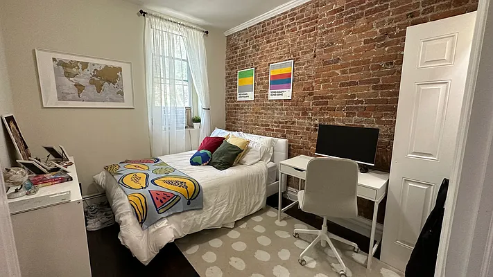 Rented by Living New York | media 9