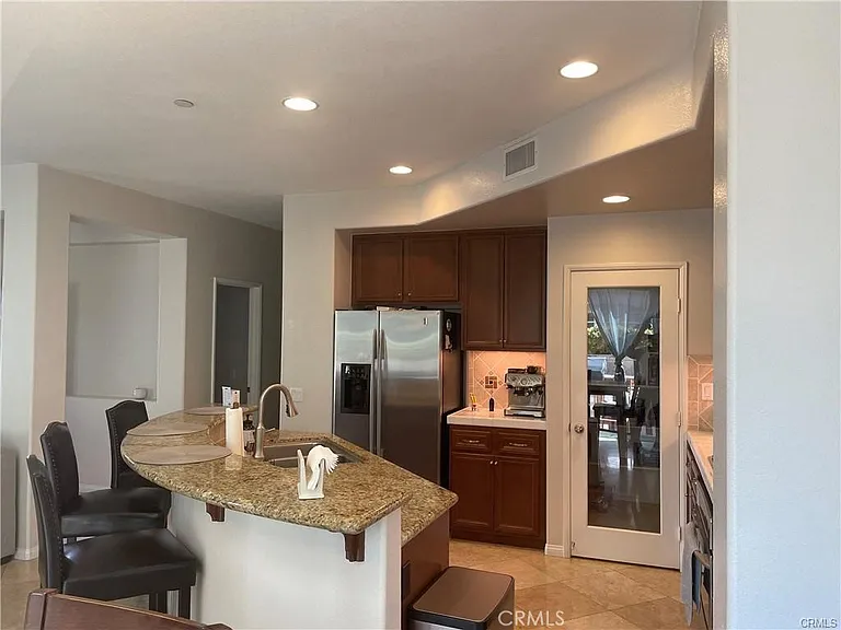 4164 Terraza Way #B — Photo 8