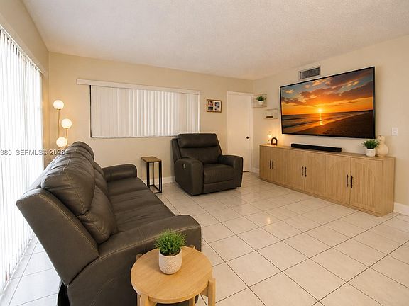 4th image of 13280 SW 88th Ln APT 203-B