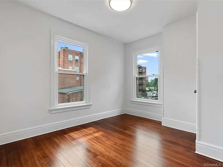 131 Dwight St #1 — Photo 35