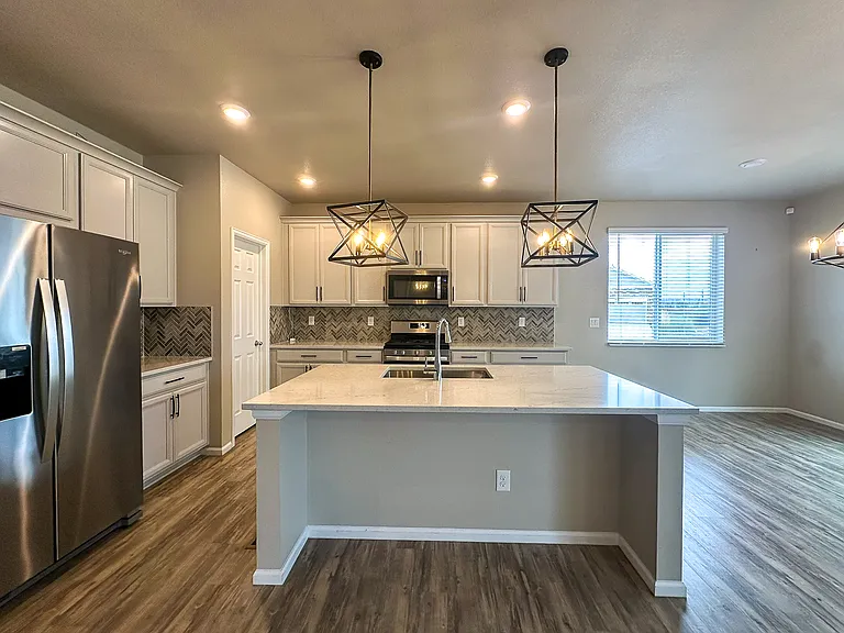17440 Springfield Dr — Photo 12
