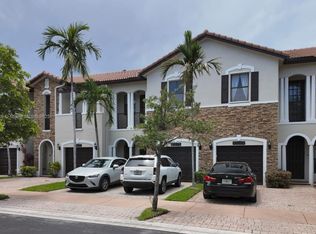 10269 NW 32nd Ter, Doral, FL 33172