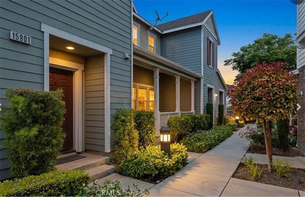 2 bed, 1488 sqft, $4,000 — Photo 1