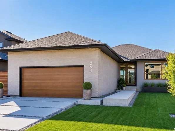 254 Whalley CRESCENT, Saskatoon, SK S7T 0P1