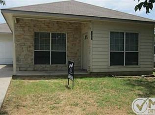 105 Five Points Rd, Waxahachie, TX 75165