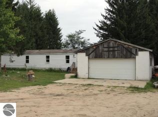 11363 Captain Dr SW, Fife Lake, MI 49633