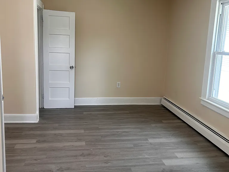 640 High St — Photo 12