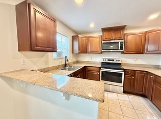 8018 W Glen Rd, Norfolk, VA 23505