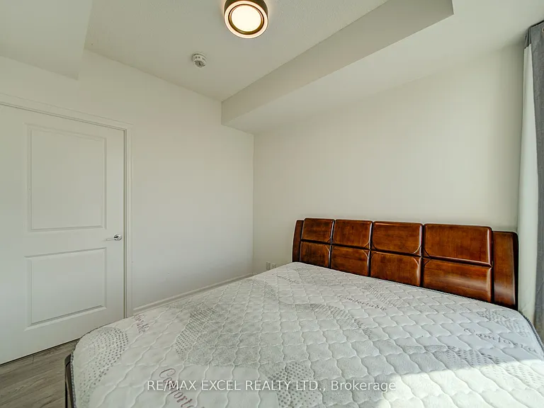 8 Rouge Valley Dr W #609B — Photo 25