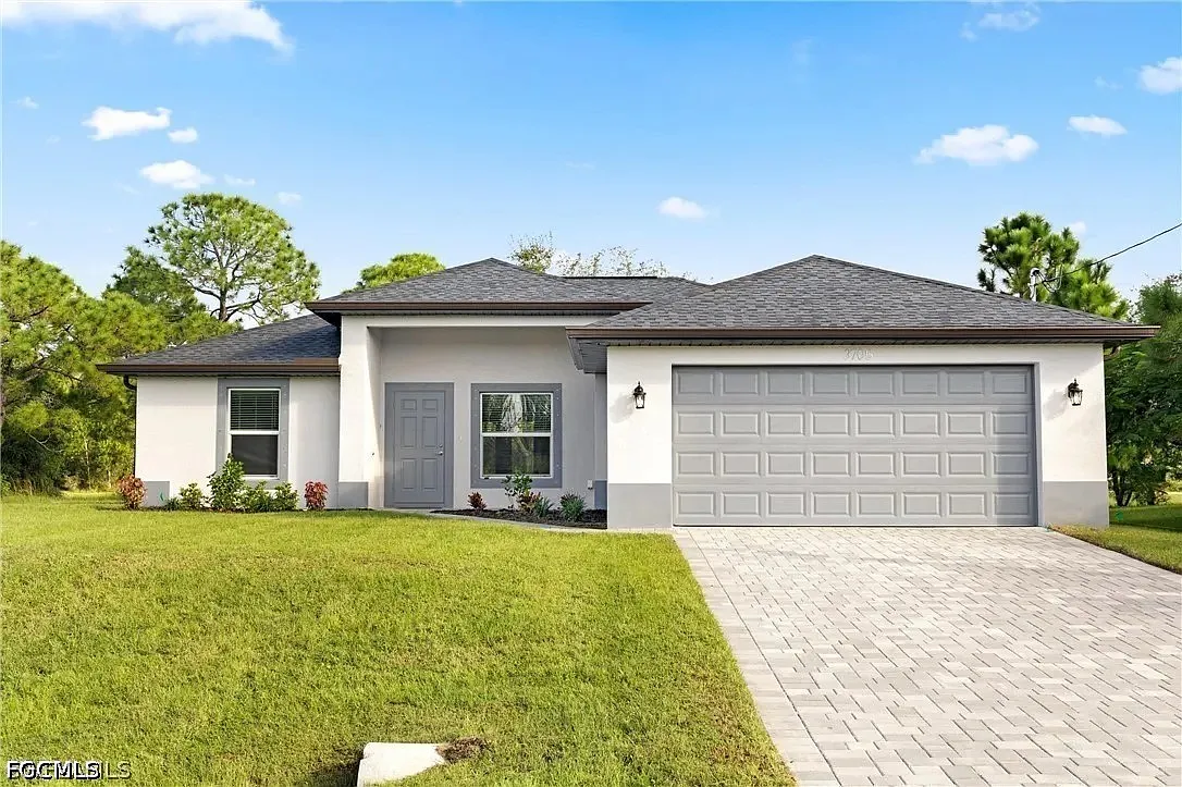 3 bed, 2.0 bath, 1441 sqft, $1,800 — Photo 1