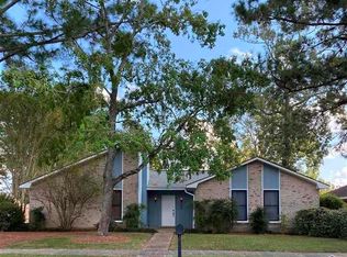 5435 Highland Ridge Dr, Baton Rouge, LA 70817