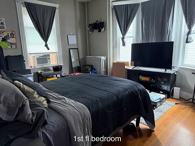 136 Brooks St — Photo 11