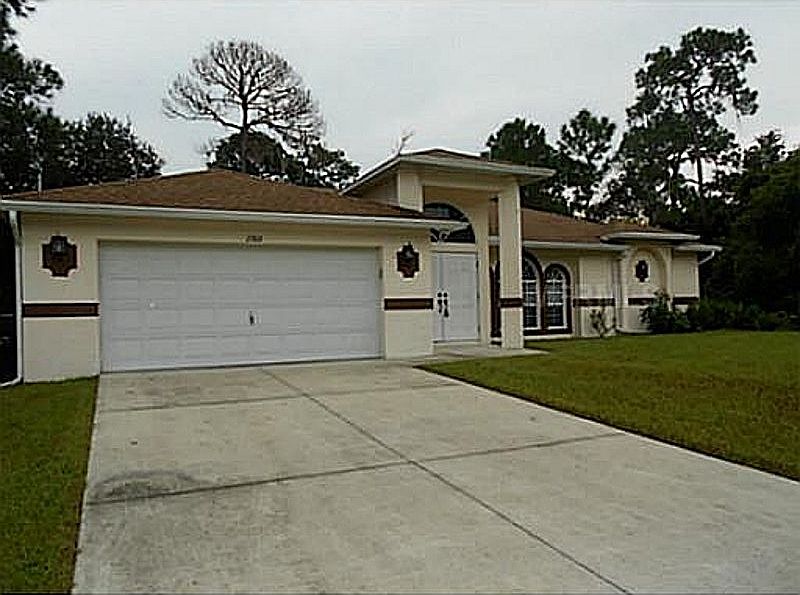 1st image of 1360 Nora Ln