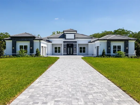 248 Magnolia Acres Ct, Lutz, FL 33548