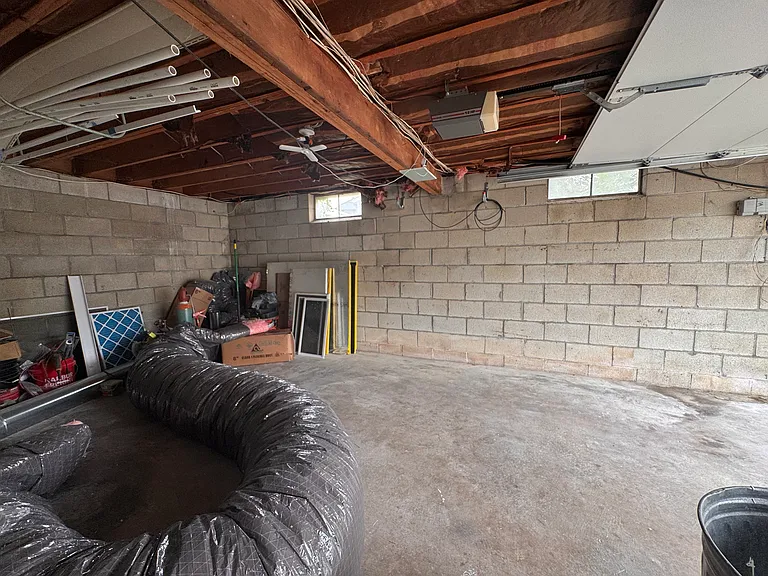 443 Bath Ave — Photo 68