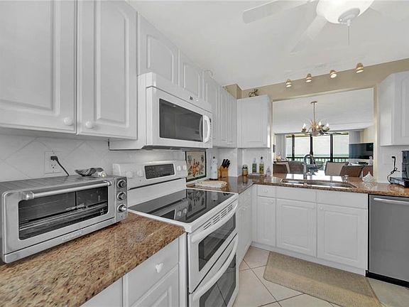 3rd image of 10680 S Ocean Dr APT 1109