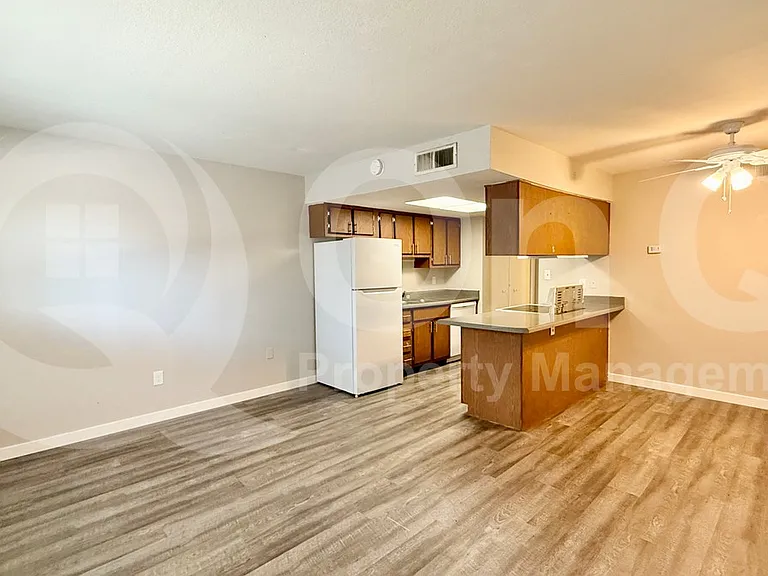 3002 E Waltann Ln #2 — Photo 13