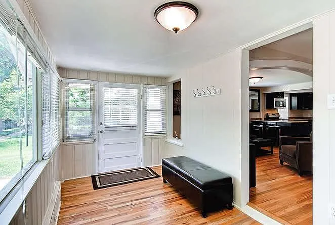 2267 S Lafayette St — Photo 9