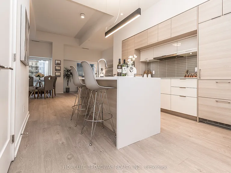 88 Scott St #207 — Photo 4
