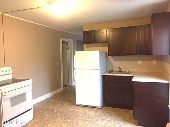 Bristol Ap 1E kitchen 2