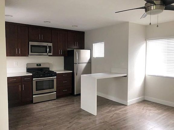 4th image of 4373-4387 51st St #10732330