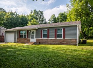 1490 Cranbrook Dr, Hermitage, PA 16148