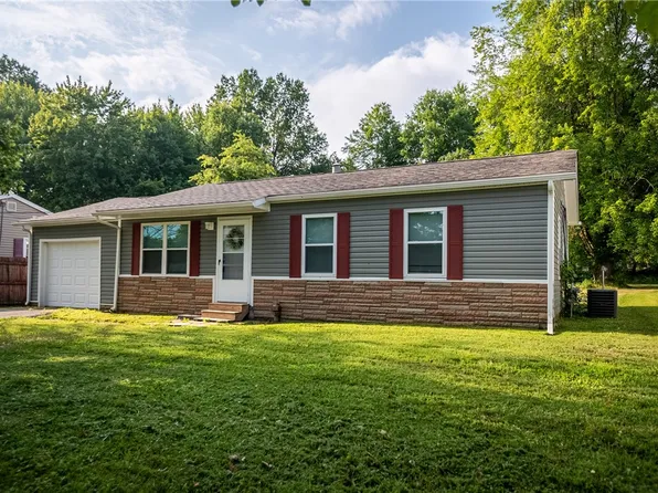 1490 Cranbrook Dr, Hermitage, PA 16148