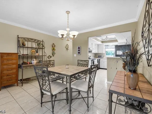 1220 Miramar St APT 206, Cape Coral, FL 33904