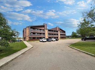 1901 Pearson Ave, North Battleford, SK S9A3W4
