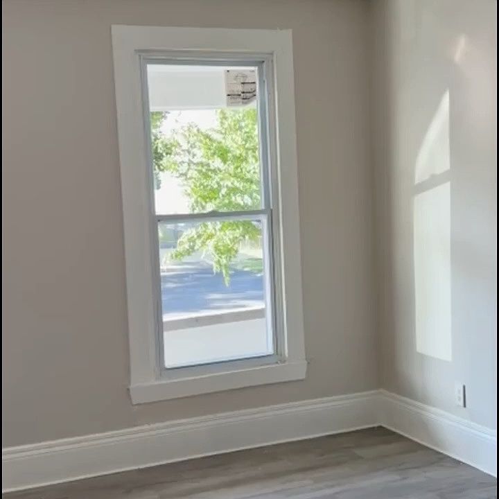 1st image of 809-11 Tallman St #1