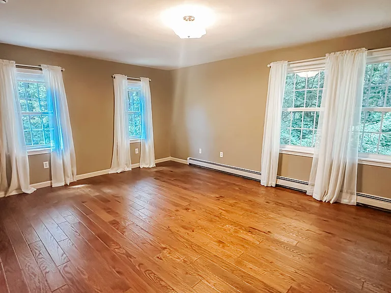 10 Herrick Rd — Photo 8